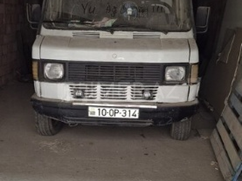 1993, 2.3L, 350000 km, Mexanika