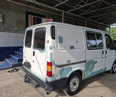 2000, 2.5L, 150000 km, Mexanika