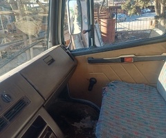 711 D , 1991, 4.0L, 180000 km, Mexanika