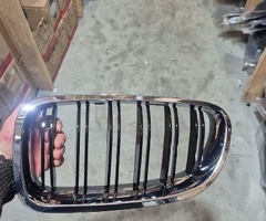 Ban-Kuza hissələr  BMW, BMW F10 xrom radiator barmaqlığı