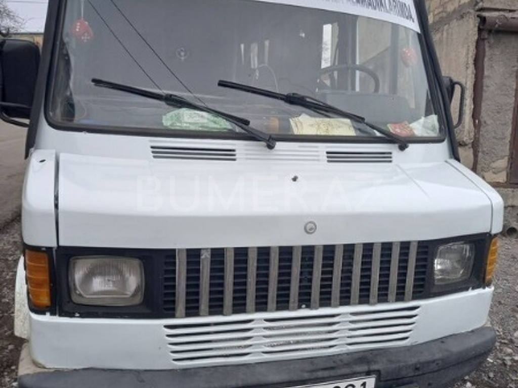 1994, 2.3L, 235566 km, Mexanika