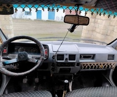 2000, 2.5L, 200000 km, Mexanika