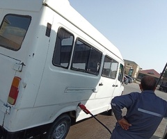 1994, 1.3L, 250000 km, Mexanika