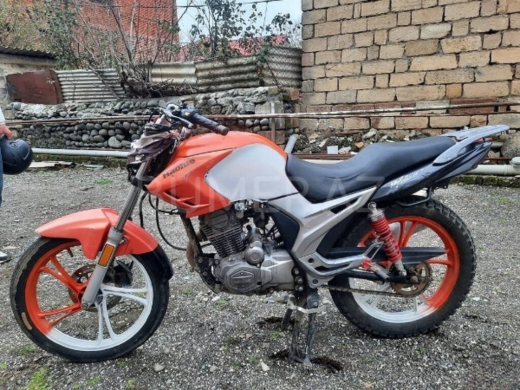 Motosiklet, 2013, 0.15L, 150000 km