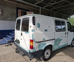 2000, 2.5L, 150000 km, Mexanika