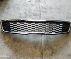 Ban-Kuza hissələr  Kia, "Kia Cerato 2016" radiator barmaqlığı