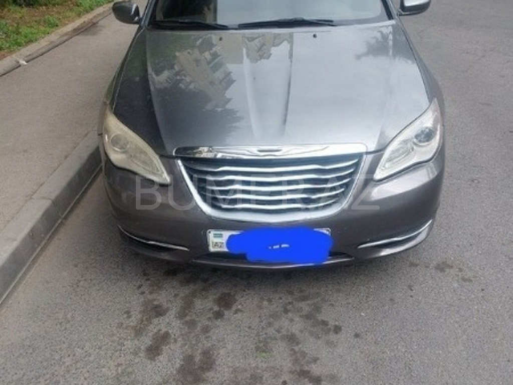 Chrysler  300, 2012, 2.4L, 329000 km, Avtomat
