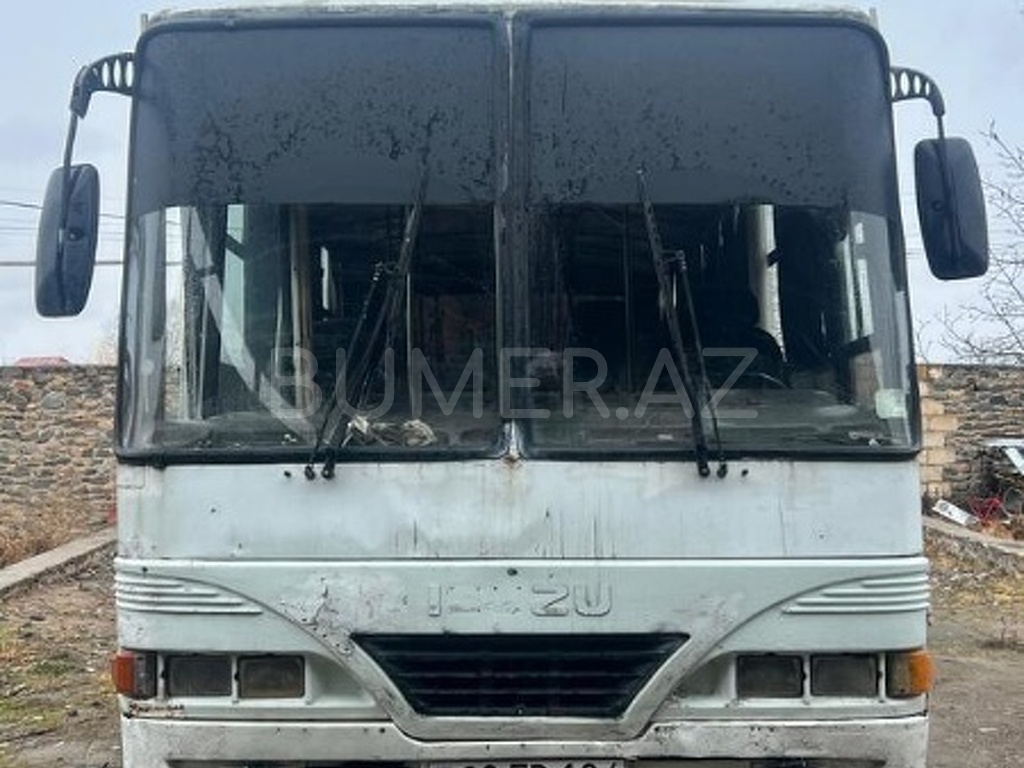 1998, 4.5L, 278000 km, Mexanika