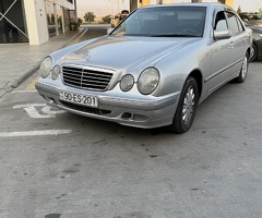 Mercedes E Class  E 240, 2000, 2.4L, 183708 km, Avtomat