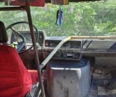 Yer sayi 14+1 Xadavoy sazdi tekerler yenidi Hazir surulen masindi Alan adamla masinin yaninda qiymet