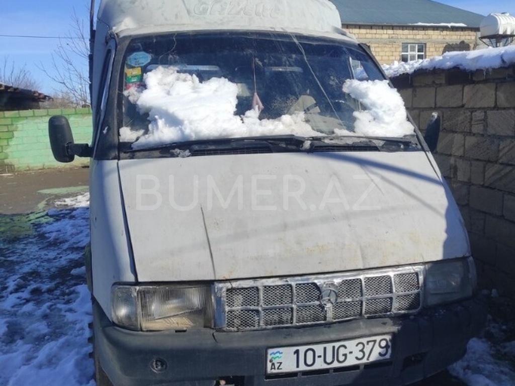 2705 , 2000, 2.4L, 254586 km, Mexanika