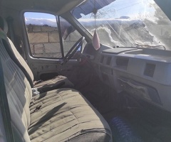 2705 , 2000, 2.4L, 254586 km, Mexanika