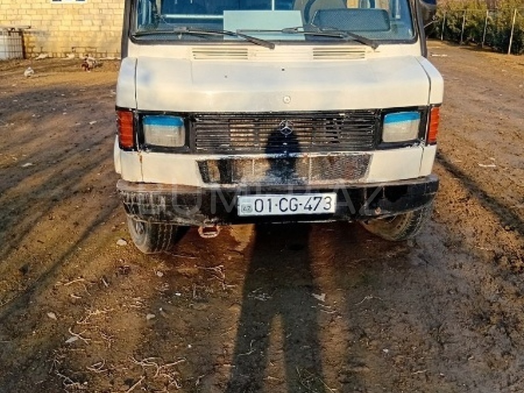 1993, 2.3L, 478931 km, Mexanika
