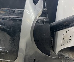 Ban-Kuza hissələr  BMW, BMW F10 sağ qanadı