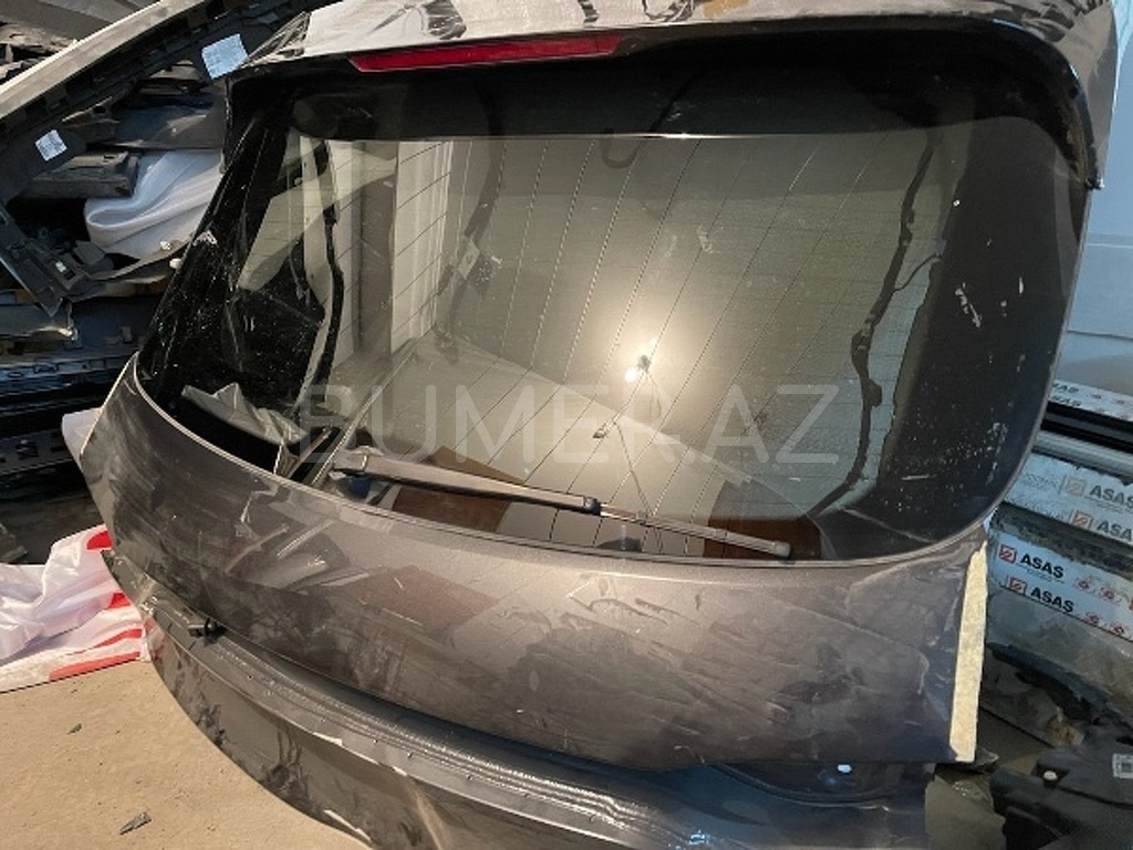 Ban-Kuza hissələr  Porsche, "Porsche Macan" arxa şüşəsi