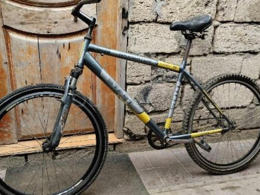 26 lığdı sade işlekdi26 lığdı işlekdi Bülbülededi