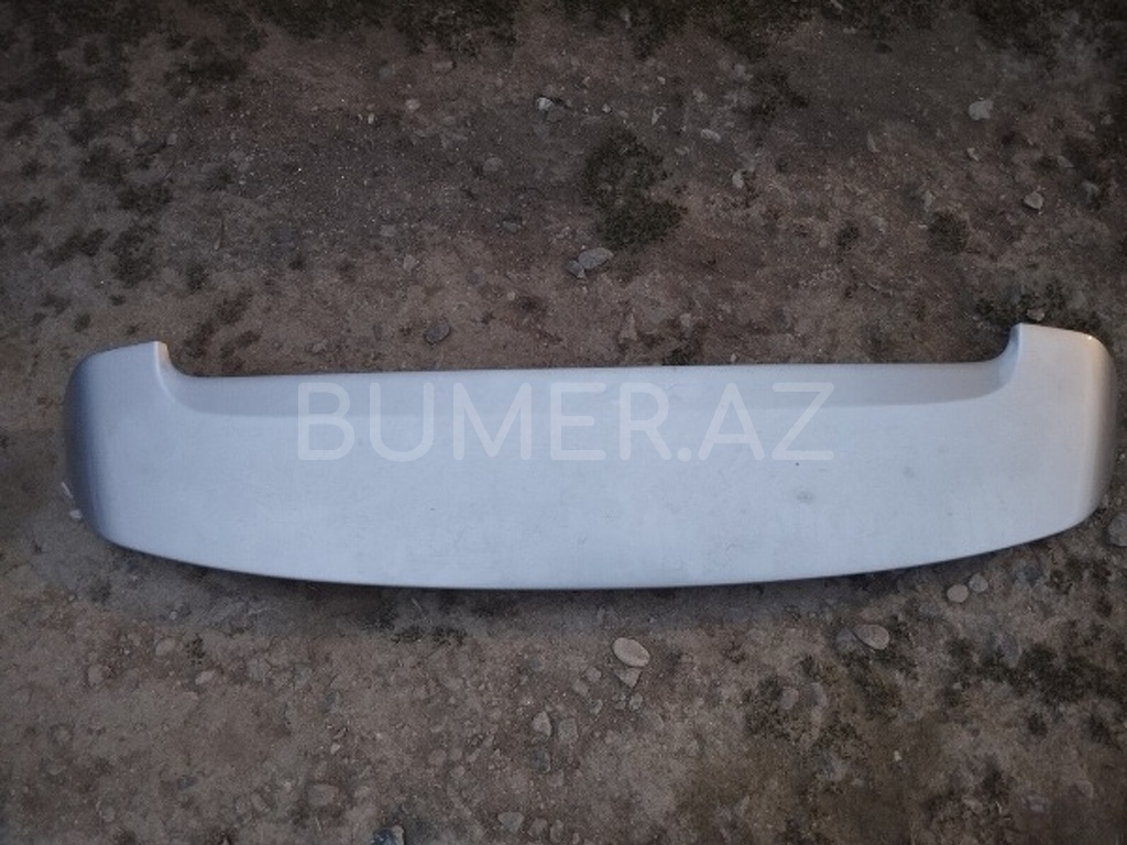 Ban-Kuza hissələr  Mitsubishi, Mitsubishi Airtrek spoyleri