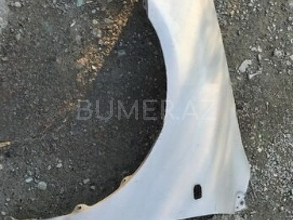 Ban-Kuza hissələr  Toyota, "Toyota Corolla 2003-2007" qanadı