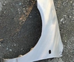 Ban-Kuza hissələr  Toyota, "Toyota Corolla 2003-2007" qanadı