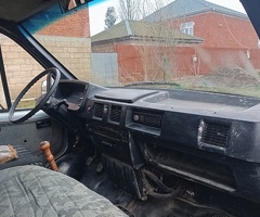 2001, 2.5L, 350000 km, Mexanika