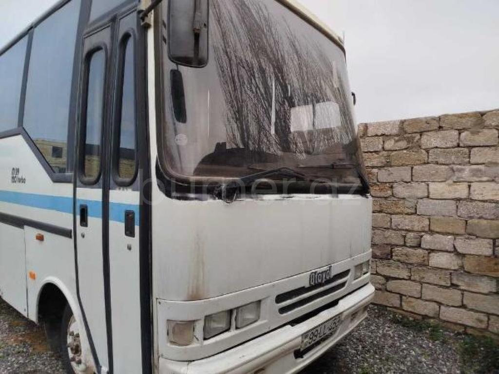 Qeyri ciddi insanlar narahat etməsin.Təcili satıldığı üçün real endirim nəzərdə tutulur.