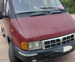 Sideniya sayı 13+1 . Tam işlək maşındır, problemsizdir , matoru ford trazit 2.5 dizel matordu heç bi