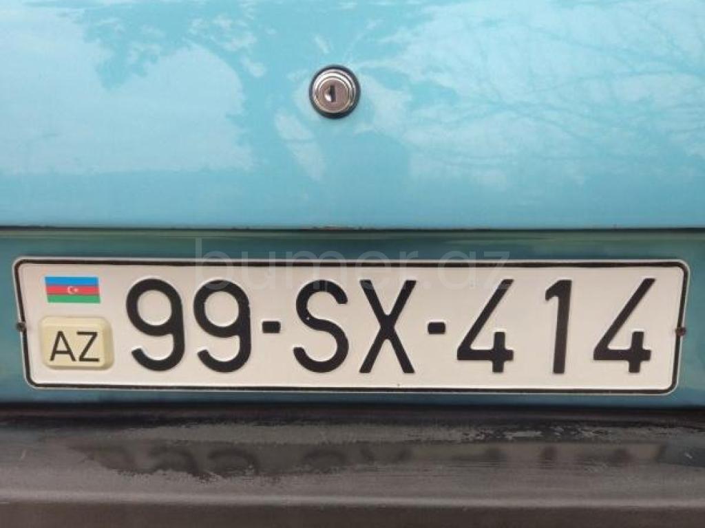 Avtomobil qeydiyyat nişanı