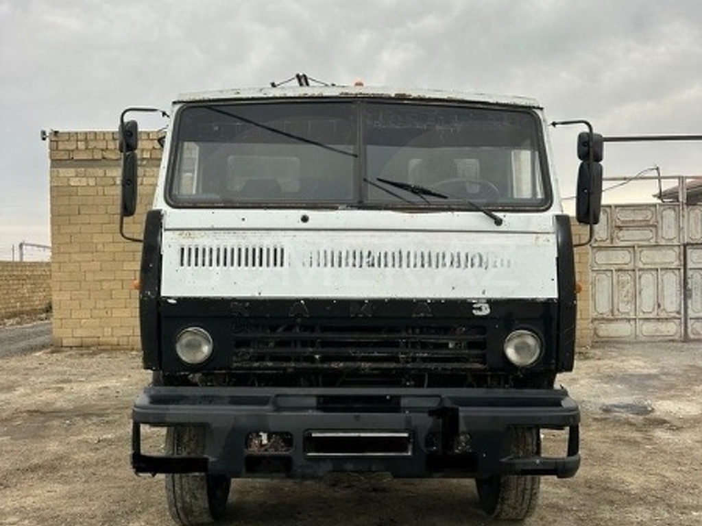 5511 , 1989, 11L, 100000 km, Mexanika