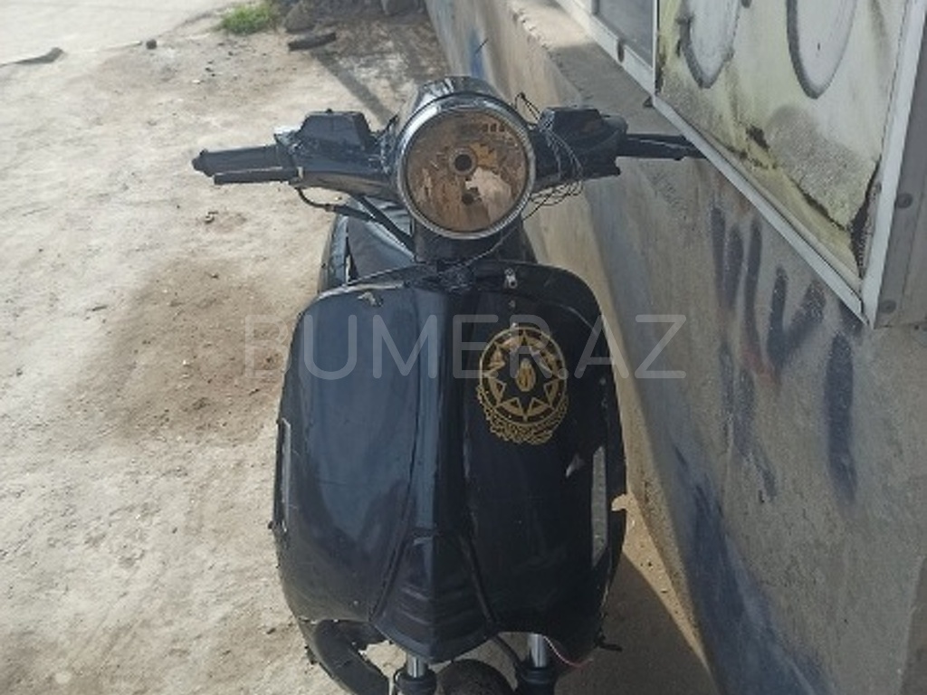 Moped, 2020, 0.05L, 90000 km