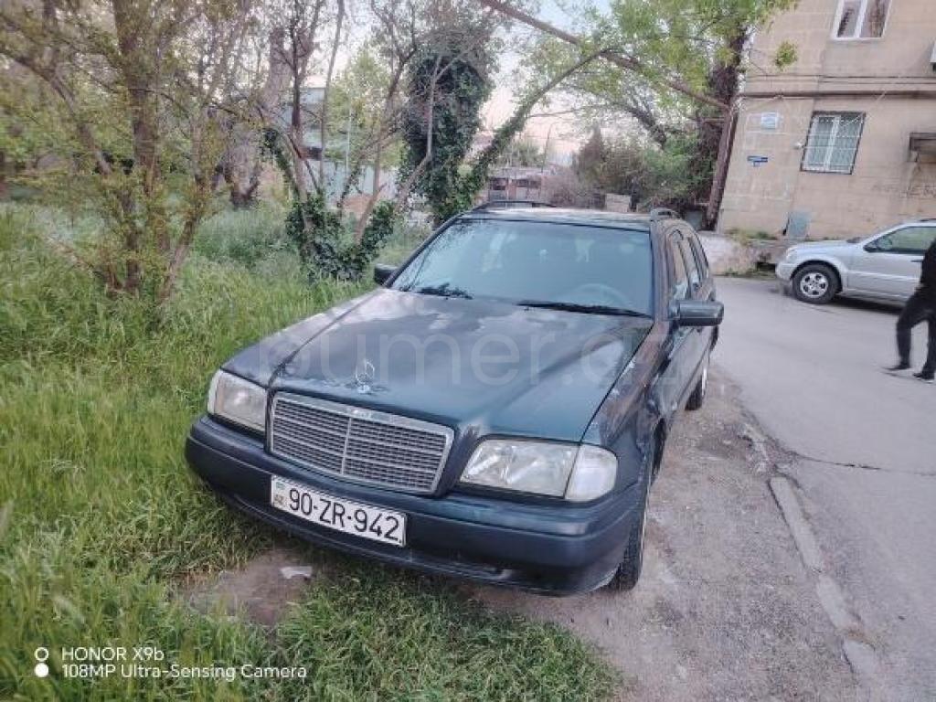 Zavodskoy maşındı, Zavod rəngidir Mator Karopka most əladı 2 ədəd açarı var