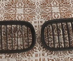 Ban-Kuza hissələr  BMW, "BMW E60" radiator barmaqlığı