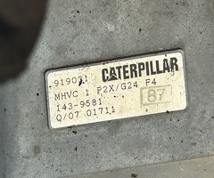 Cat, Yükləyicilər, 1996, 1 km