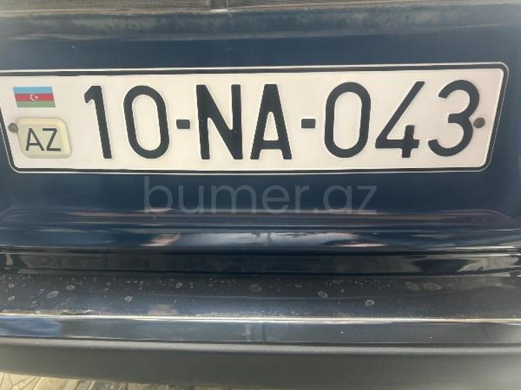 Nəqliyyat nömrəsi satılır
