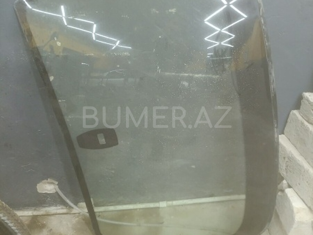 Ban-Kuza hissələr  BMW, BMW 60 arxa şüşəsi