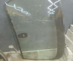 Ban-Kuza hissələr  BMW, BMW 60 arxa şüşəsi