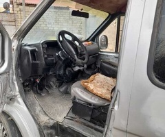 1994, 2.5L, 100000 km, Mexanika