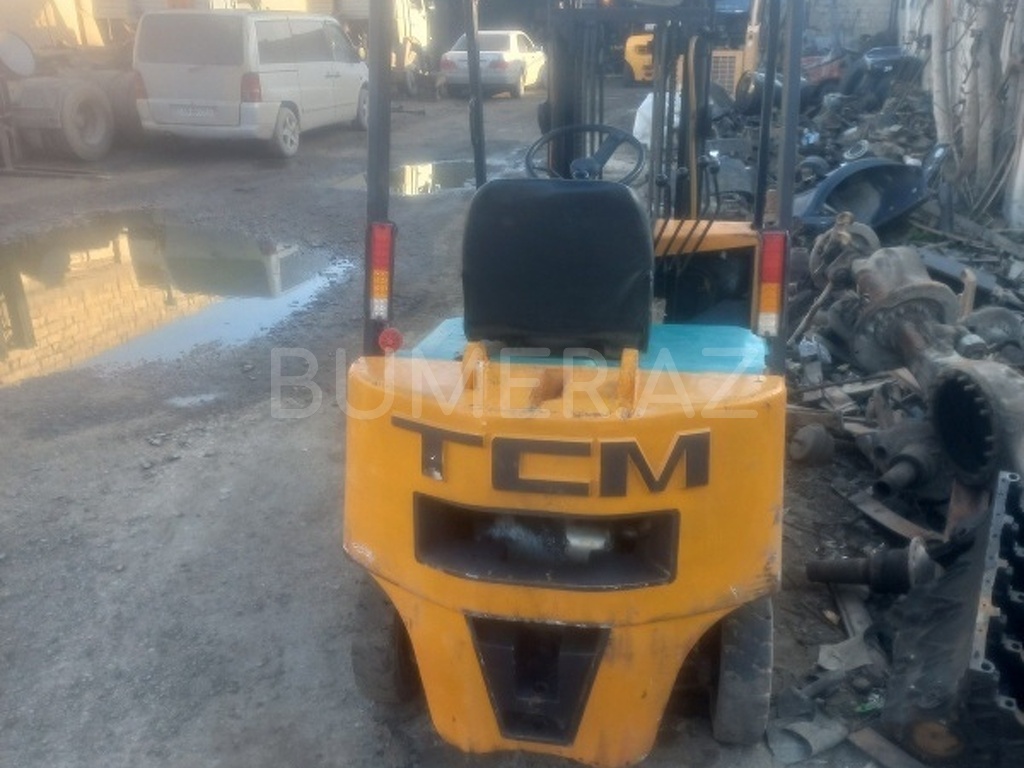 Cat, Yükləyicilər, 2008, 5000 km