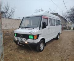 Mercedes 208 D 1994 Dizel 89 446000 km Mikroavtobuslar Mexanika