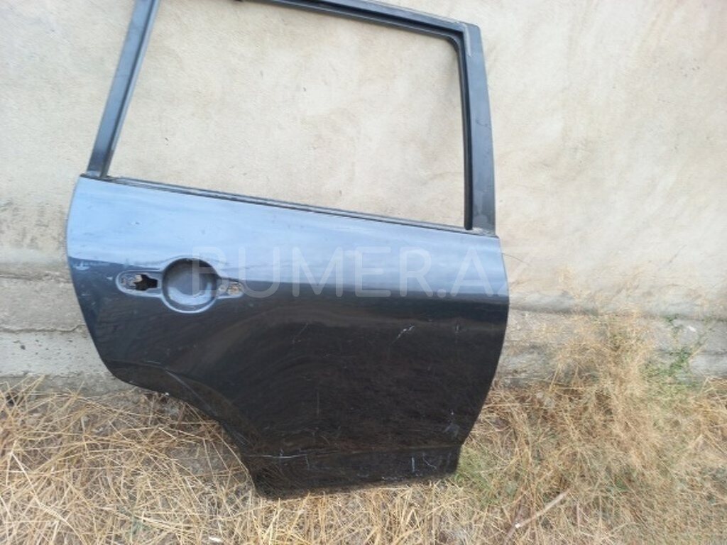 Ban-Kuza hissələr  Toyota, "Toyota Rav 4 2008" qapısı