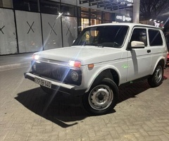 LADA (VAZ)  Niva, 2015, 1.7L, 179000 km, Mexanika