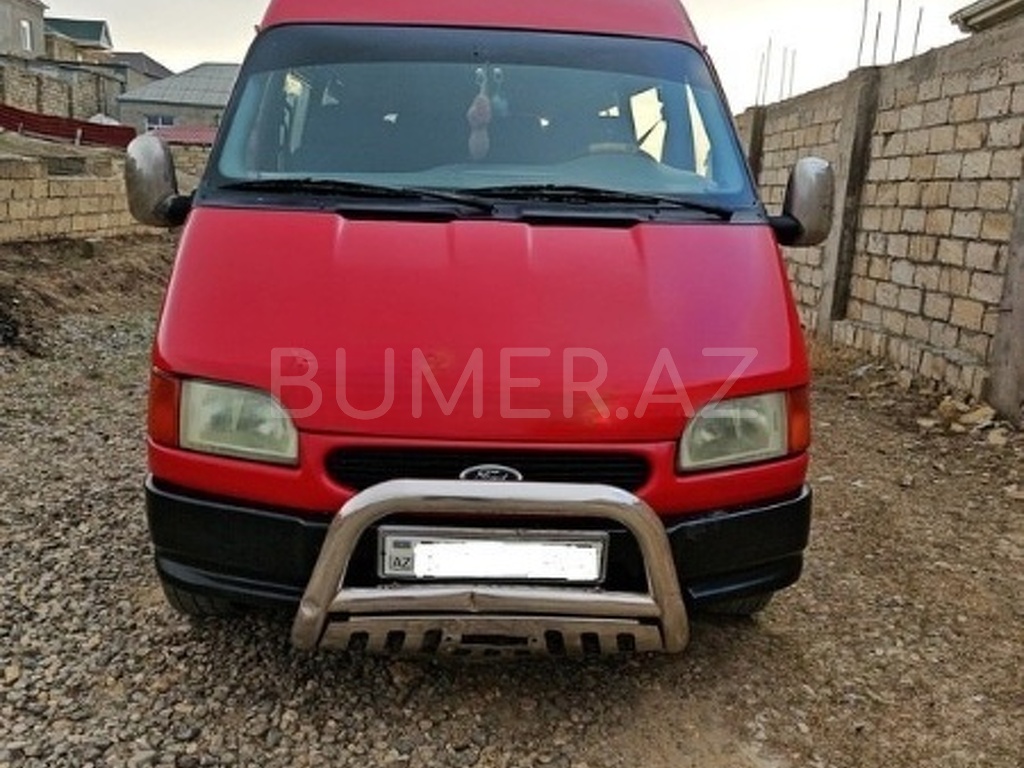 1999, 2.5L, 252000 km, Mexanika