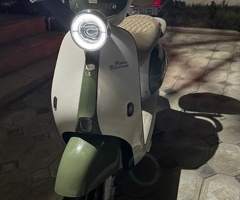 Moped, 2025
