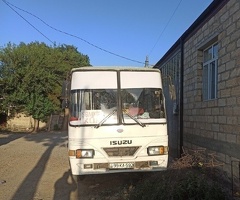 1998, 4.5L, 250000 km, Mexanika