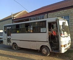 1998, 4.5L, 250000 km, Mexanika