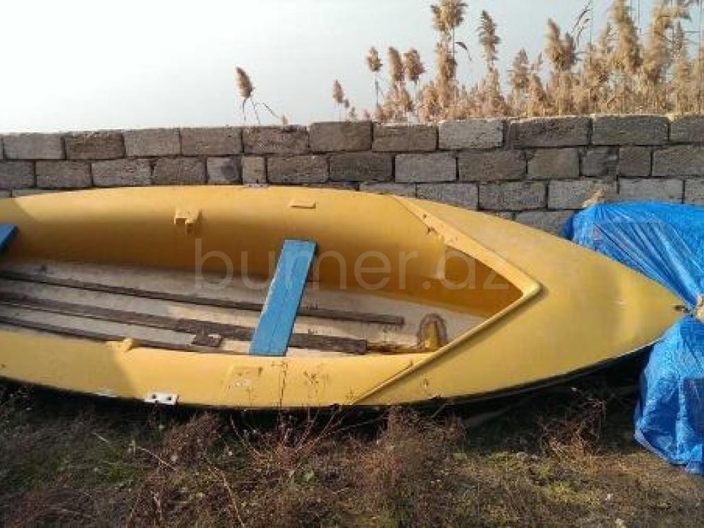 2000 Mühərrikli qayıqlar