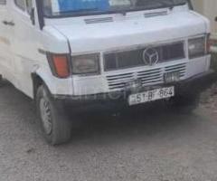 Mercedes 208 D 1998 Dizel 90 500000 km Mikroavtobuslar Mexanika