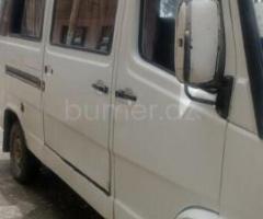 Mercedes 208 D 1992 Dizel 76 98000 km Mikroavtobuslar Mexanika