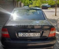 Opel Vectra 1996 Benzin 75 Sedan 422482 km Mexanika