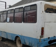 1998, 3.9L, 350000 km, Mexanika