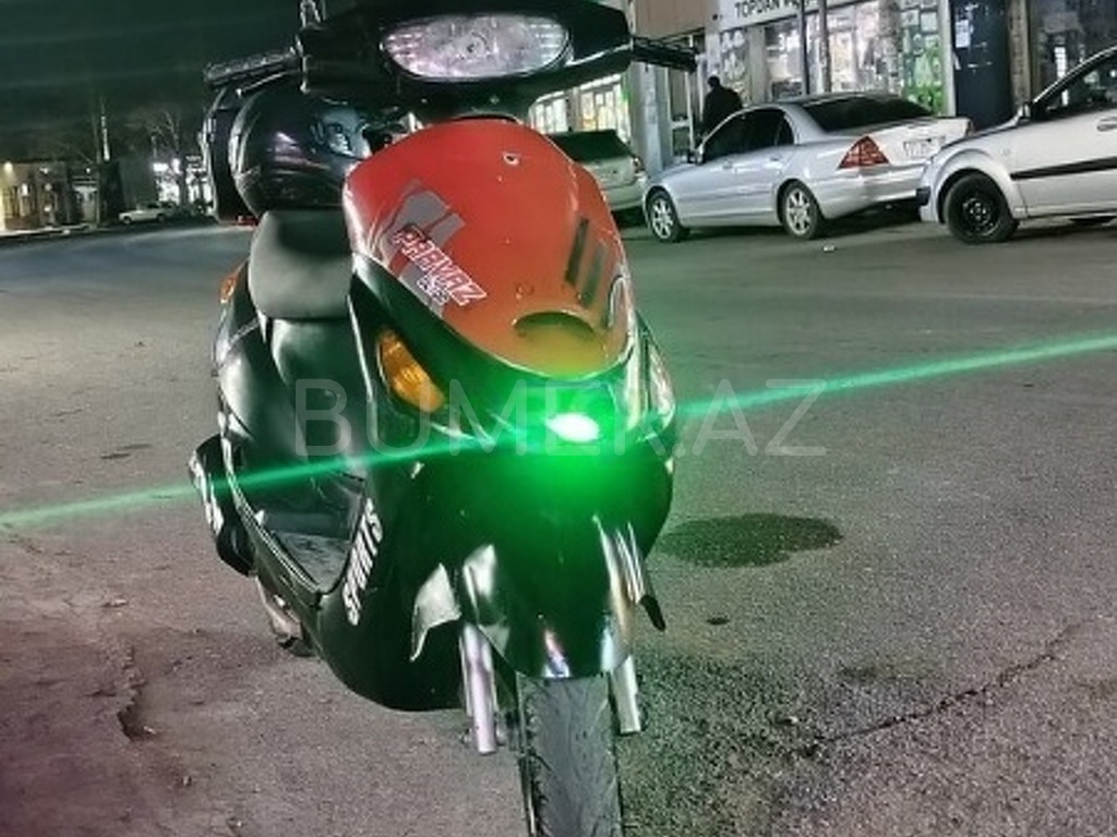 Moped, 2021, 0.05L, 16800 km